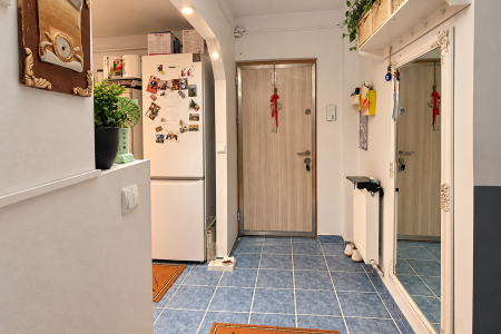 Apartament 3 camere etaj 1 zona Clinica Somesan