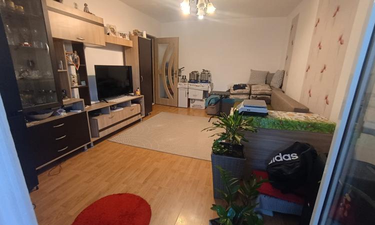 Apartament 3 camere etaj 1 zona Clinica Somesan