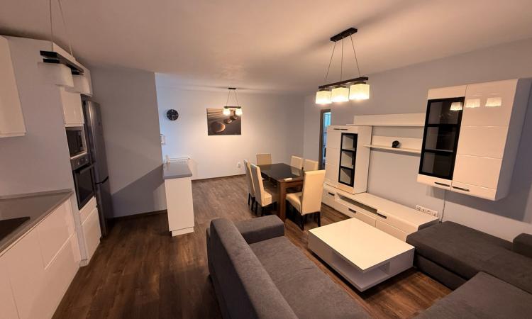 Apartament decomandat, 2 camere, balcon spațios de 7 mp și parcare subterană Marasesti