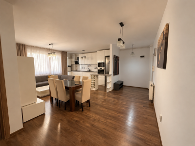 Apartament decomandat, 2 camere, balcon spațios de 7 mp și parcare subterană Marasesti