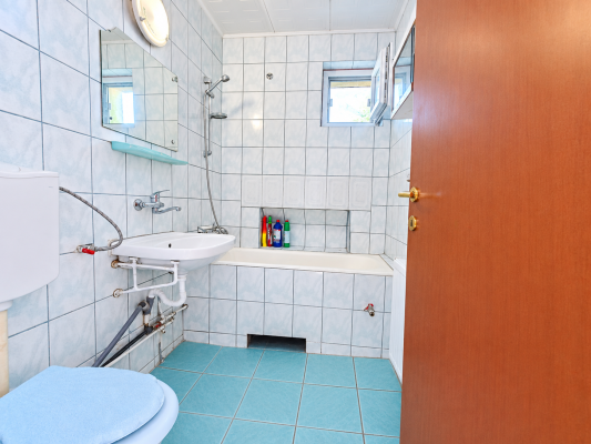 Apartament cu 2 camere – Str. Victor Babeș, zona Spitalul TBC