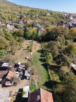 VILĂ P+1 SEMIFINISATĂ | 180 MP UTILI | TEREN 1.233 MP | VALE LA LIMITA PROPRIETĂȚII