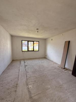 VILĂ P+1 SEMIFINISATĂ | 180 MP UTILI | TEREN 1.233 MP | VALE LA LIMITA PROPRIETĂȚII