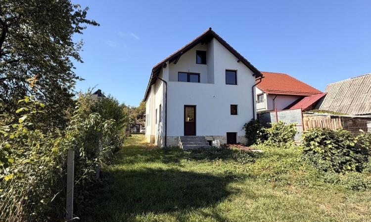 VILĂ P+1 SEMIFINISATĂ | 180 MP UTILI | TEREN 1.233 MP | VALE LA LIMITA PROPRIETĂȚII
