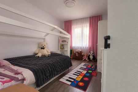Apartament 3 camere, 64 mp, decomandat, zona Lidl