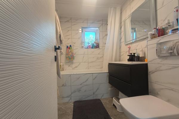 Apartament 3 camere, 64 mp, decomandat, zona Lidl