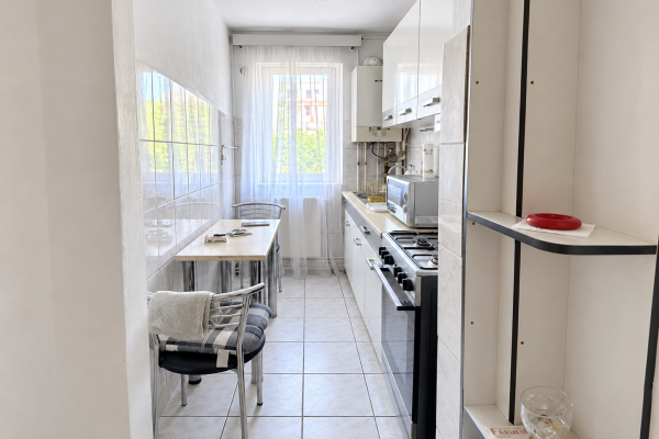 Apartament 2 Camere – Etaj 3, Str. Victor Babes, Vivo Mall