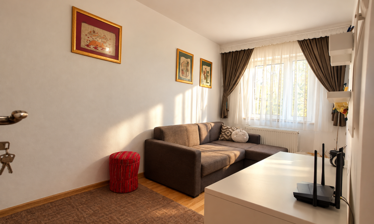 Garsonieră de vânzare – 26 mp, etaj 2, mobilată și utilată