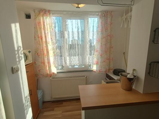 Garsonieră de vânzare – etaj 2, zona Meda