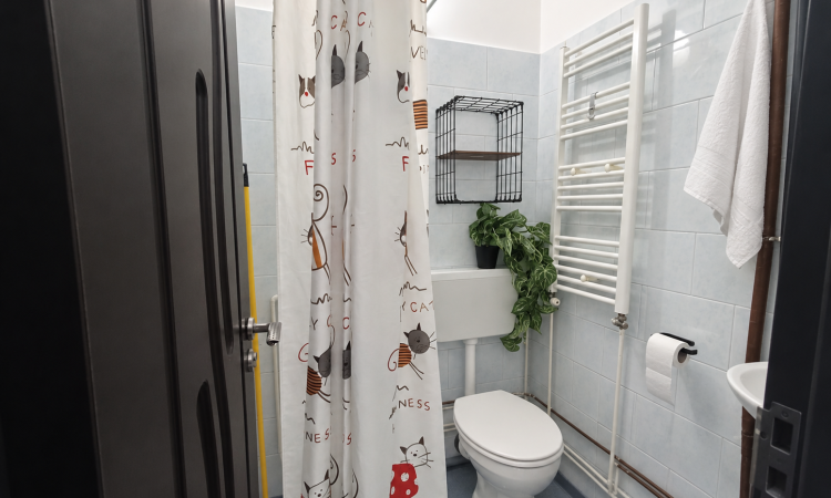 Garsonieră de vânzare – 26 mp, etaj 2, mobilată și utilată