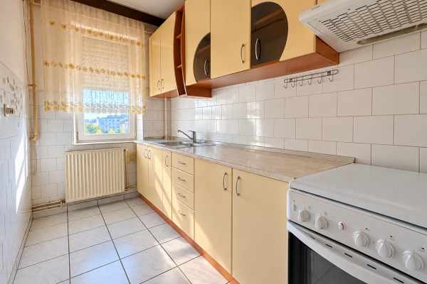 Apartament 3 camere, Cuza Voda (Varsteana)