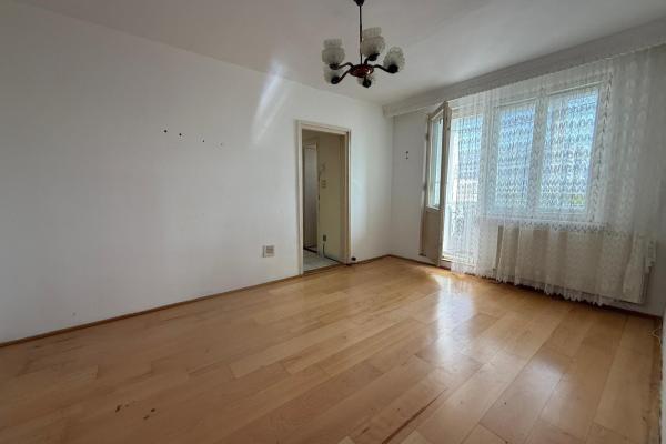 Apartament 3 camere, Cuza Voda (Varsteana)