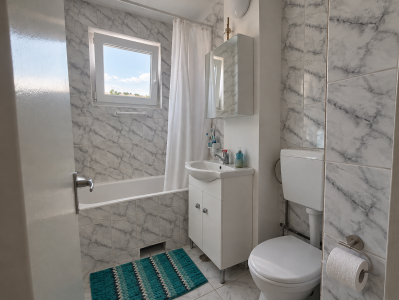 Apartament 2 camere - 47 mp, zona Garii