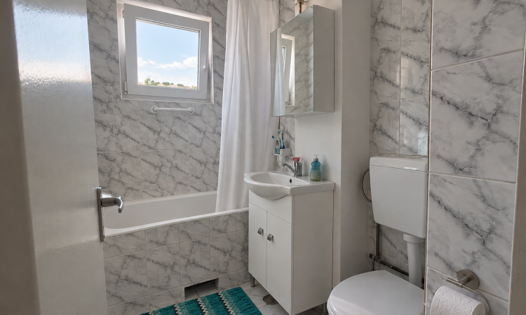 Apartament 2 camere - 47 mp, zona Garii