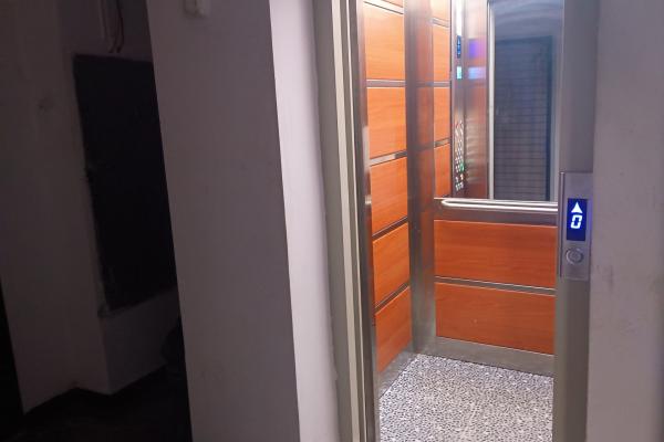Apartament 2 camere - 47 mp, zona Garii