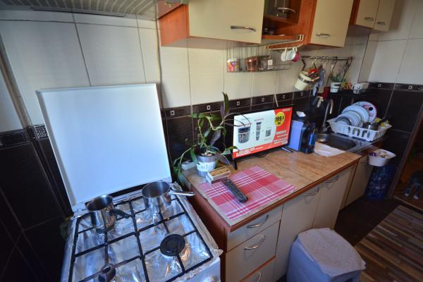 Apartament 3 camere Colentina - bloc anvelopat - terasa refacuta