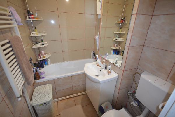 Apartament 3 camere Pantelimon - Delfinului - Bloc anvelopat