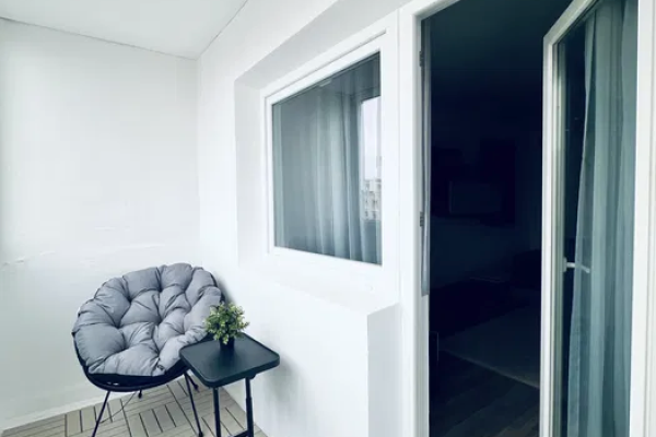 Apartament 3 camere Pantelimon - Delfinului - Bloc anvelopat