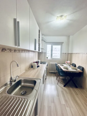 Apartament 3 camere Pantelimon - Delfinului - Bloc anvelopat