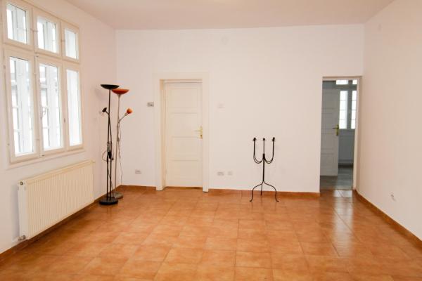 Casa singur curte&terasa Floreasca