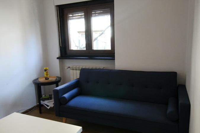 Curte proprie. Stylish. Comercial&Office