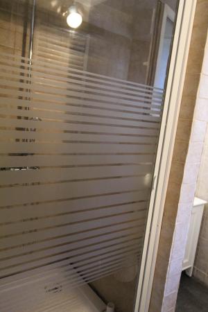 Curte proprie. Stylish. Comercial&Office