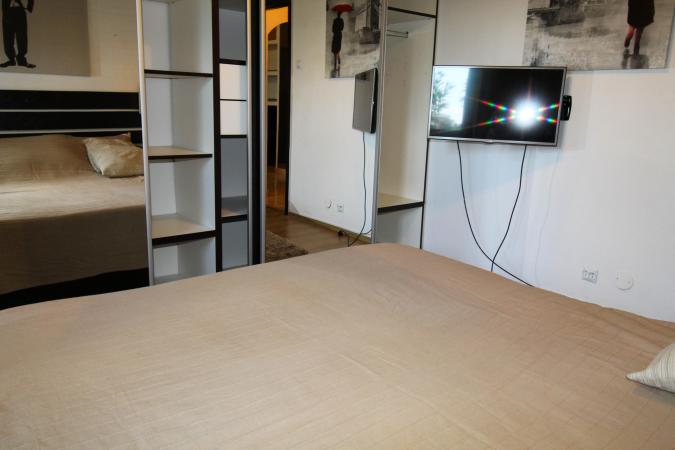 Bloc anvelopat. 2 camere, etaj 4- Baneasa