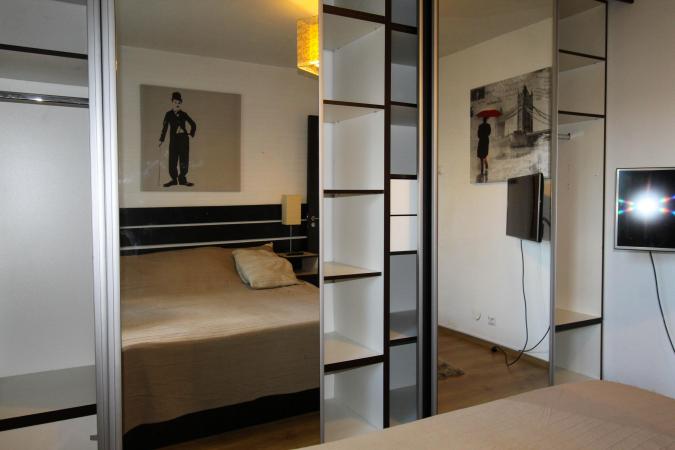 Bloc anvelopat. 2 camere, etaj 4- Baneasa