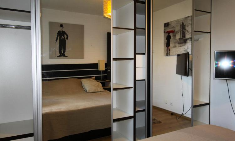 Bloc anvelopat. 2 camere, etaj 4- Baneasa