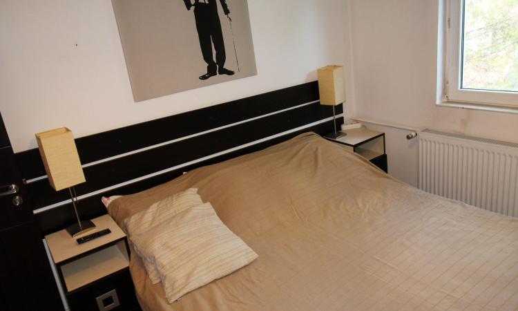 Bloc anvelopat. 2 camere, etaj 4- Baneasa
