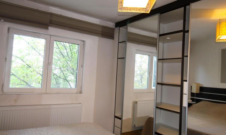 Bloc anvelopat. 2 camere, etaj 4- Baneasa