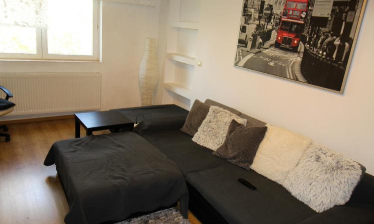 Bloc anvelopat. 2 camere, etaj 4- Baneasa