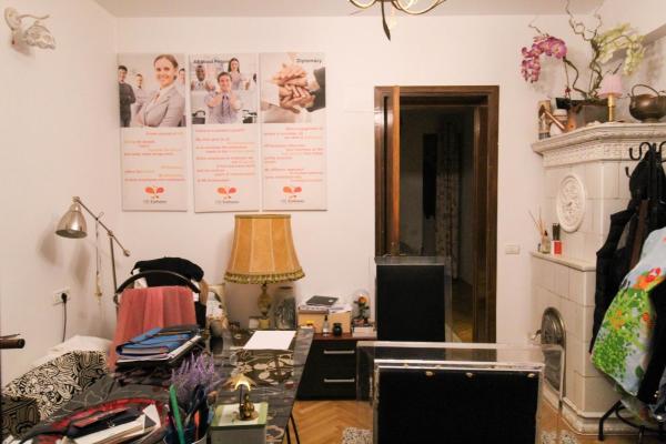 Londra etj 1- cu 2 balcoane in vila P+2- Apartament in vila