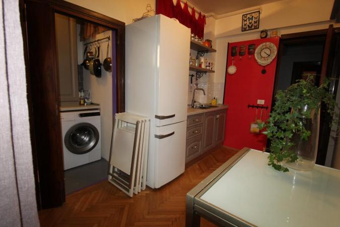London etc. 1- with 2 balconies in the villa P+2- Apartment in the villa