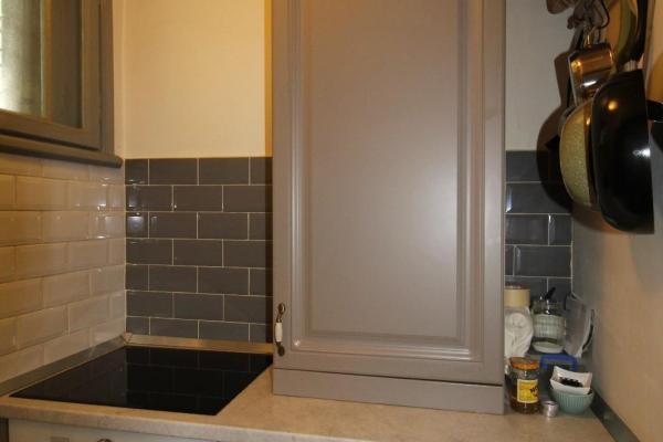 Londra etj 1- cu 2 balcoane in vila P+2- Apartament in vila