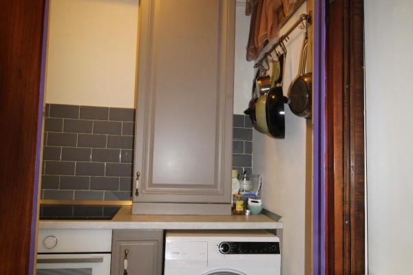 Londra etj 1- cu 2 balcoane in vila P+2- Apartament in vila