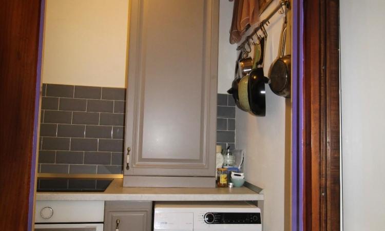 London etc. 1- with 2 balconies in the villa P+2- Apartment in the villa