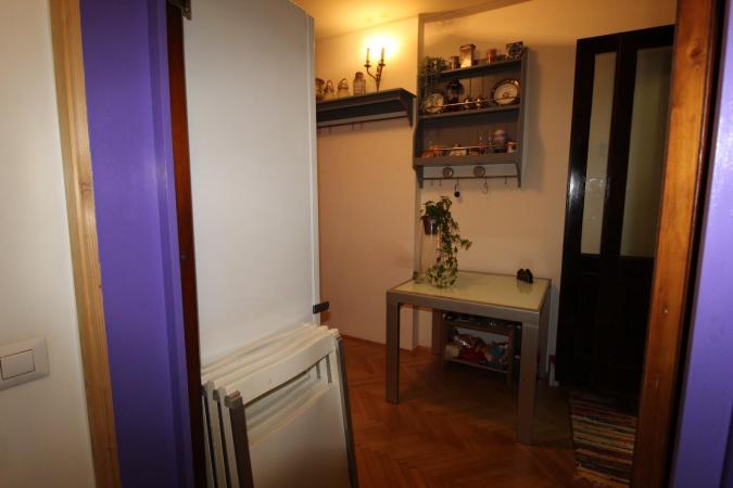 London etc. 1- with 2 balconies in the villa P+2- Apartment in the villa
