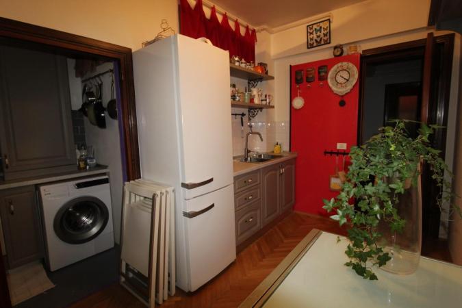 London etc. 1- with 2 balconies in the villa P+2- Apartment in the villa