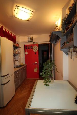 London etc. 1- with 2 balconies in the villa P+2- Apartment in the villa