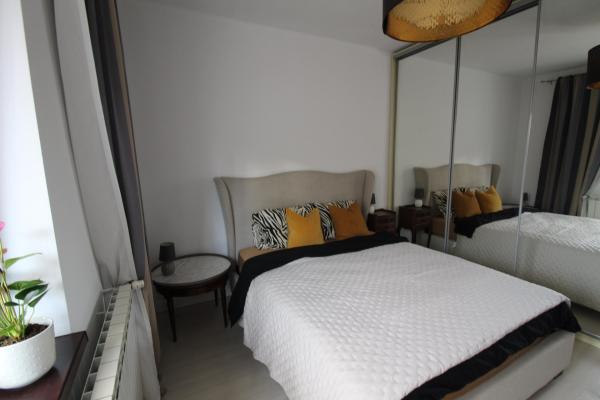 Primaverii, 3 camere, 2 balcoane la etaj 3/3 fara lift
