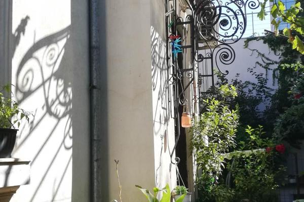 Curte frumoasa. Vila cu potential. Floreasca