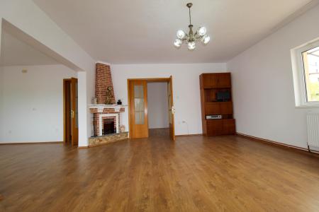 Spatiu Aviatiei Lidl - 160mp