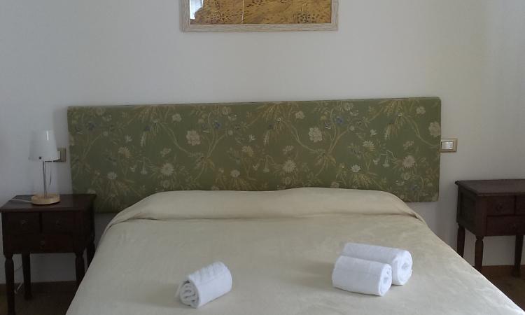 Apartament pe Parter in vila. 2 camere. Unirii- Mitropolie. SU 44, 42 mp
