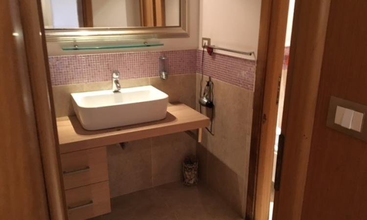 Apartament pe Parter in vila. 2 camere. Unirii- Mitropolie. SU 44, 42 mp