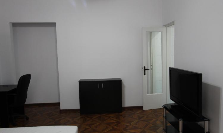 Apartament in vila. Casin. Oportunitate investitionala