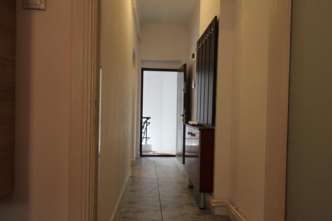 Apartament in vila. Casin. Oportunitate investitionala