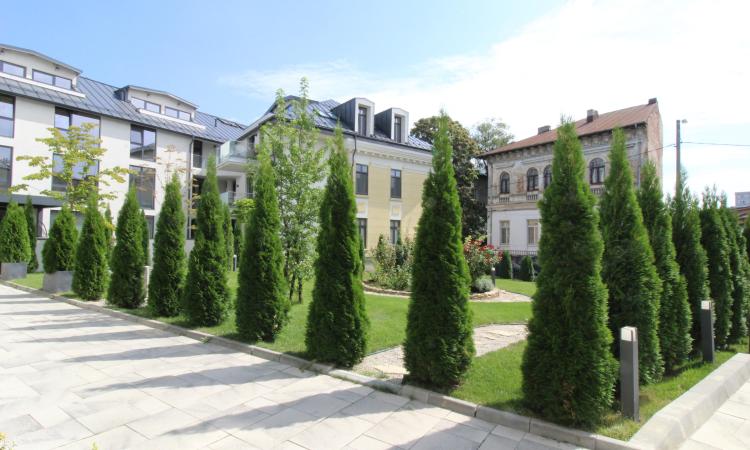 Carmen Sylva Apartment with parking lot. New. 2 rooms for rent- 1st floor