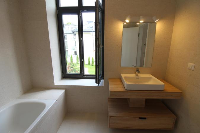 Carmen Sylva Apartment with parking lot. New. 2 rooms for rent- 1st floor