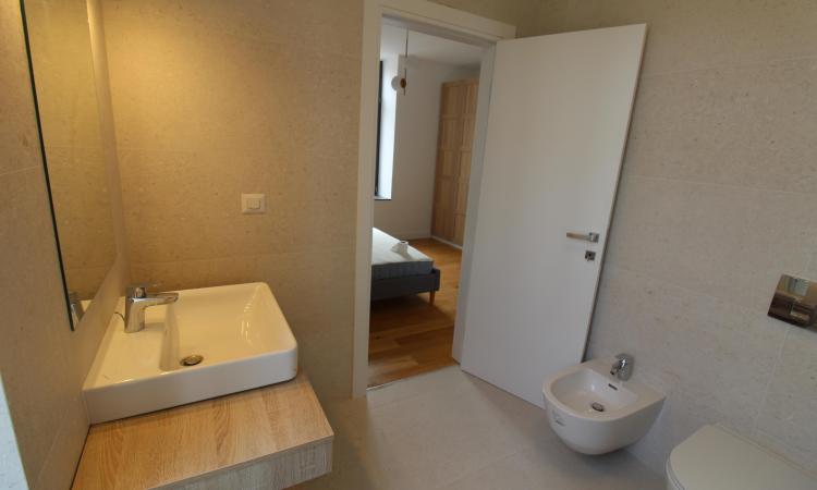 Carmen Sylva Apartment with parking lot. New. 2 rooms for rent- 1st floor